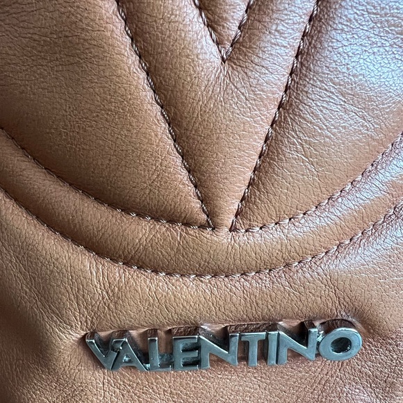Mario Valentino Shoulder Bag - Picture 5 of 7